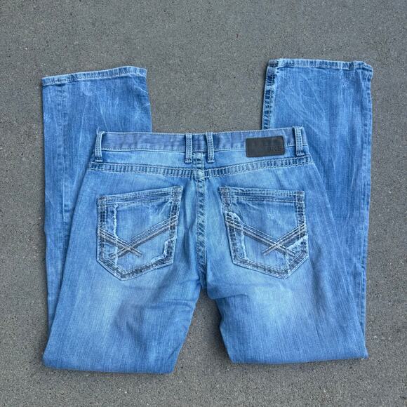 Buckle BKE Carter 33L Light Wash Boot Leg Stretch Blue Jeans AVM20157 - Picture 1 of 10